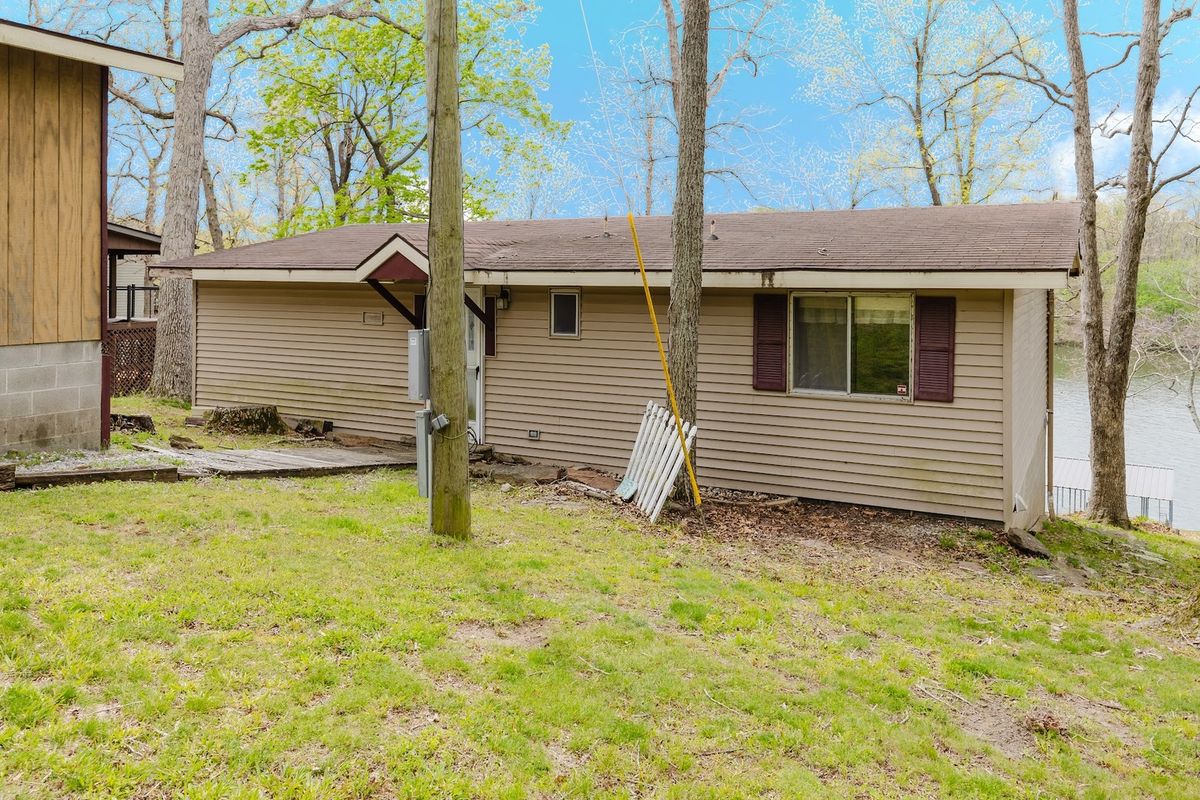 2380 Egyptian Hills Drive, Creal Springs, IL 62922