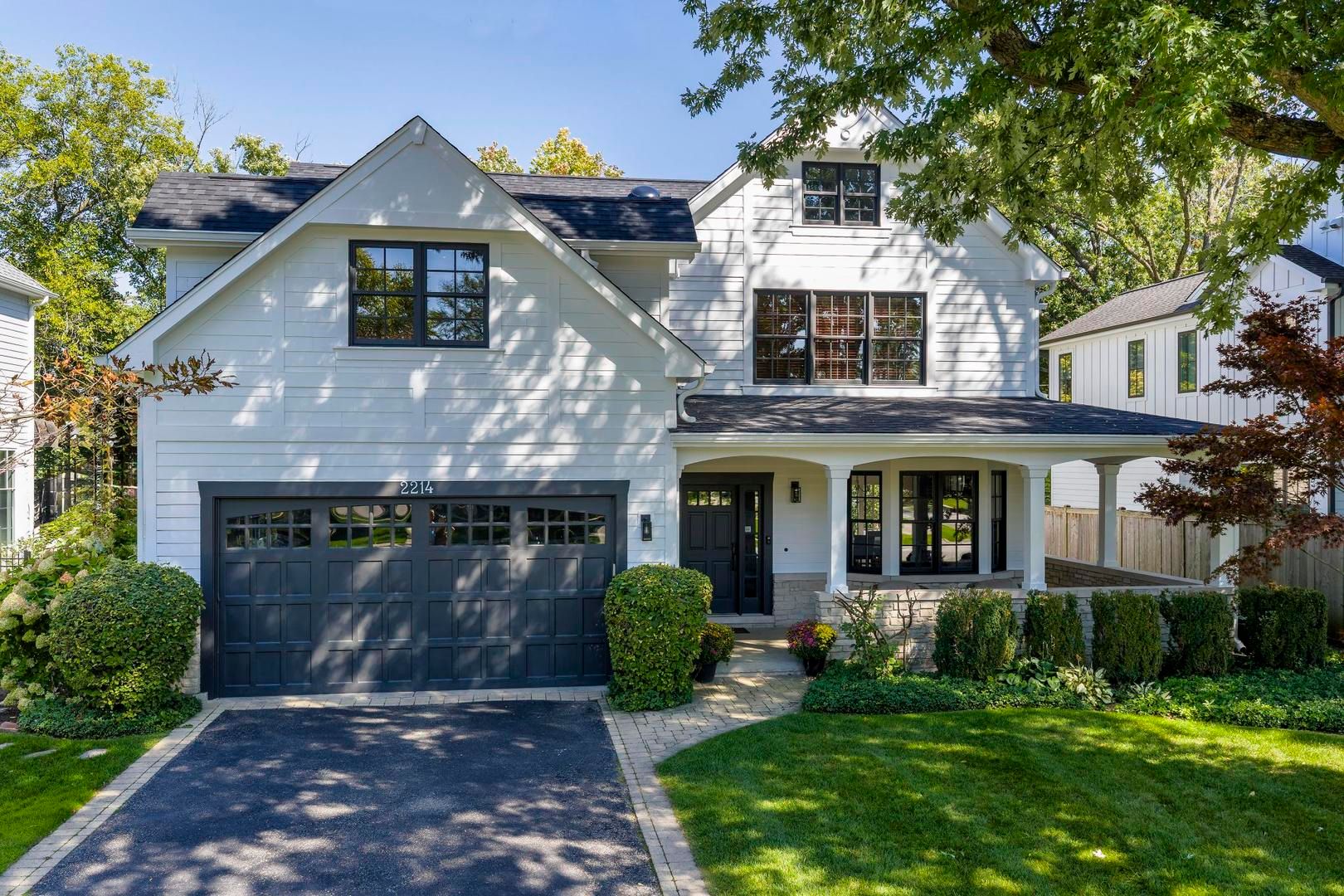 2214 Ash Lane — Northbrook, IL 60062