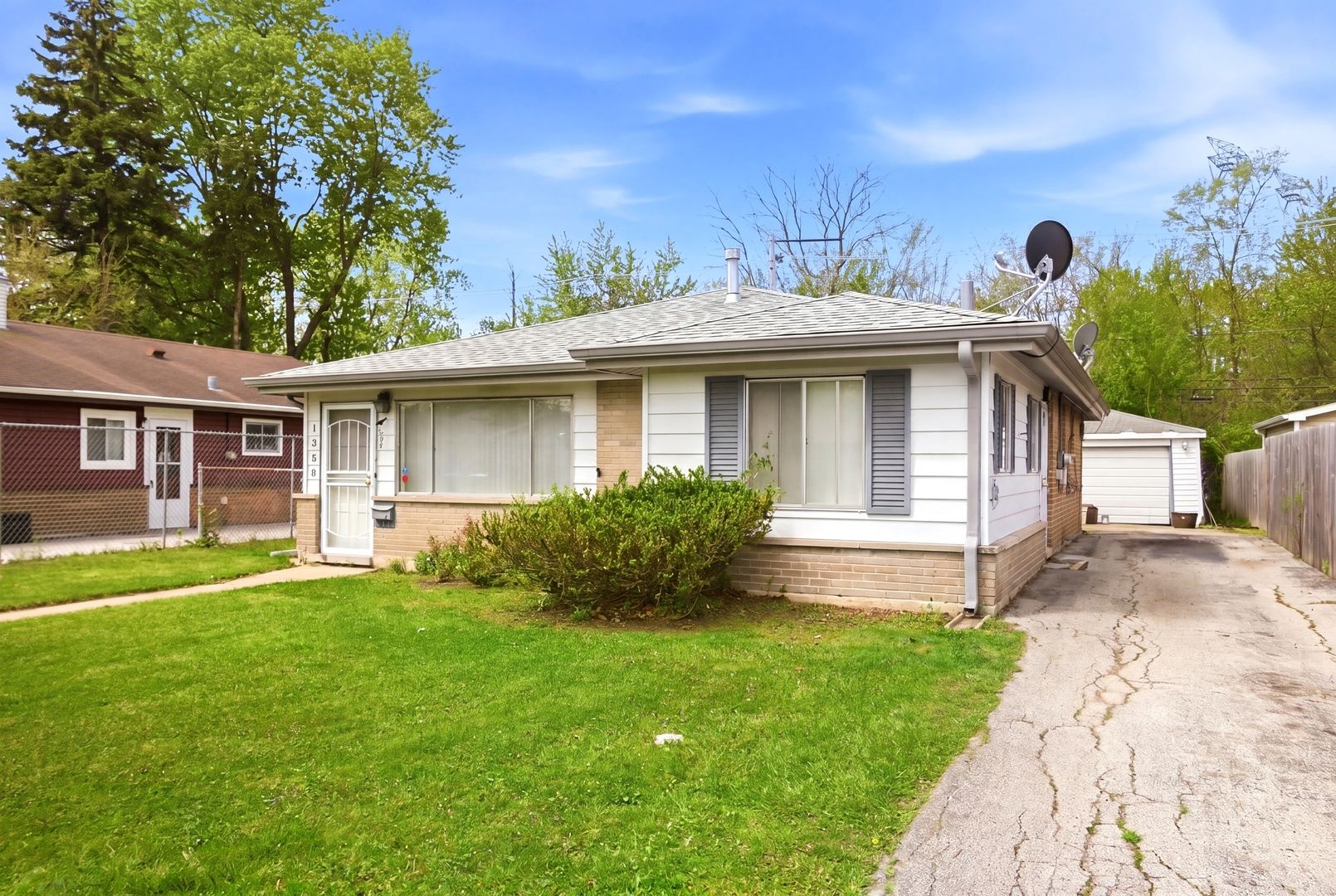 1360 Balmoral Avenue — Calumet City, IL 60409