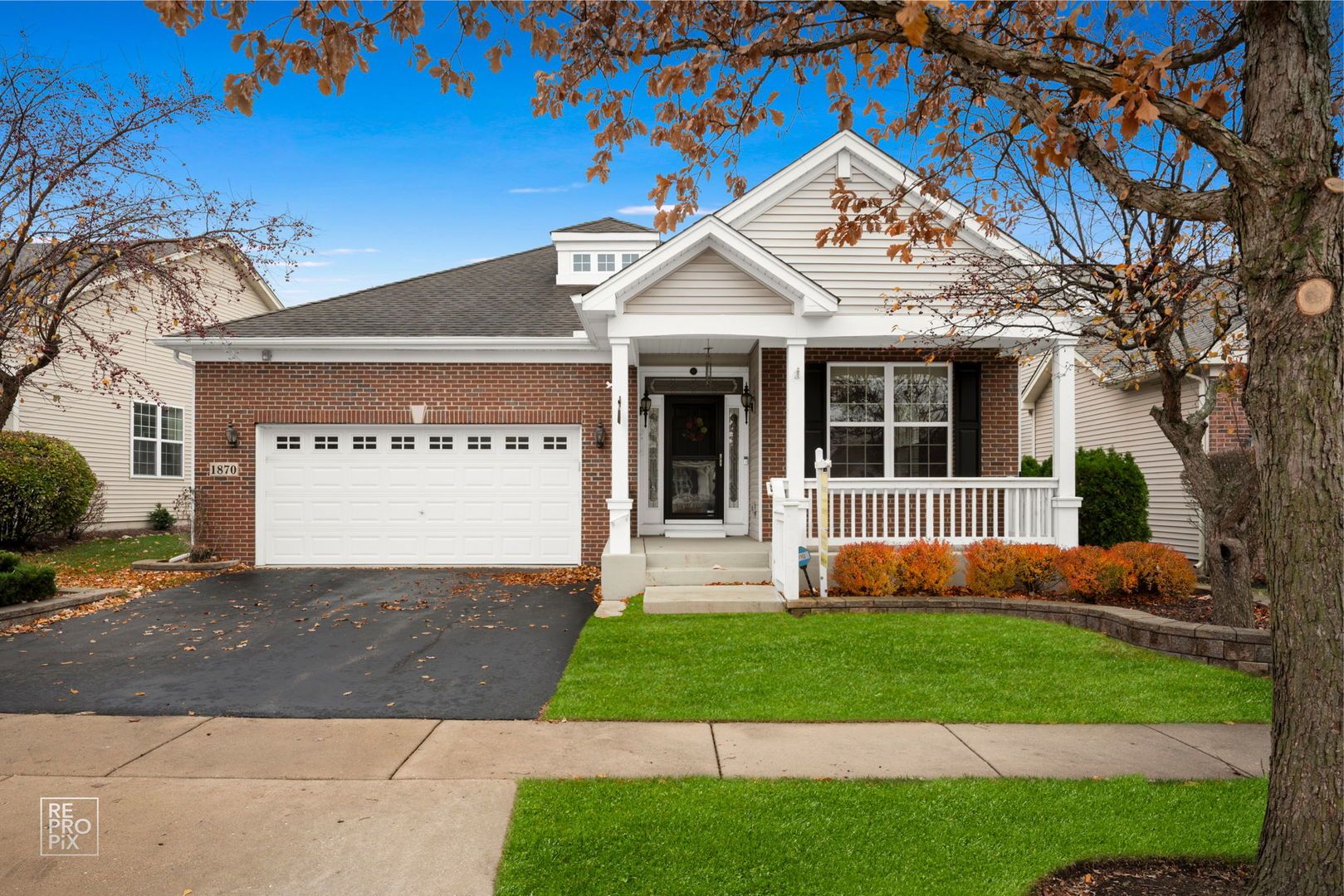 1870 Hampshire Drive — Hoffman Estates, IL 60192