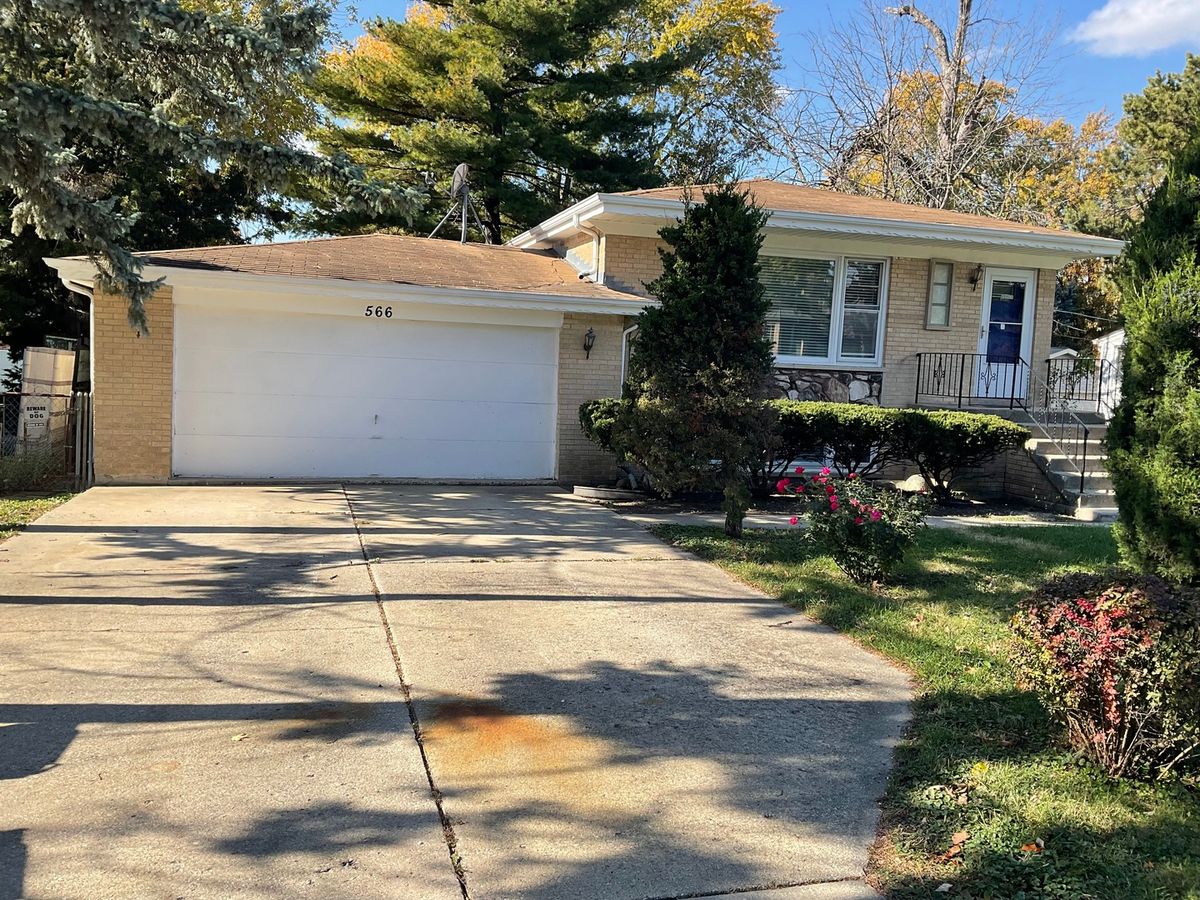 566 Howard Avenue, Elmhurst, IL 60126