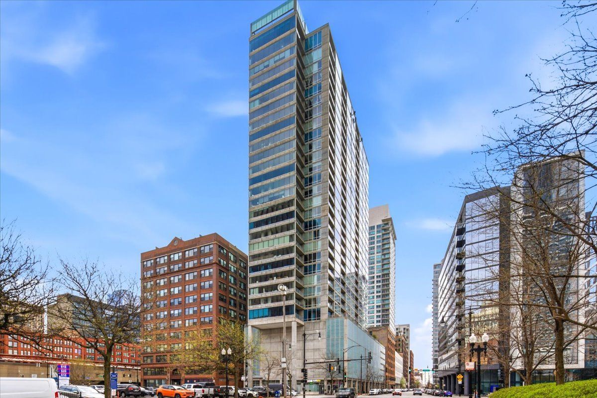 611 S Wells Street #1110 — Chicago, IL 60607