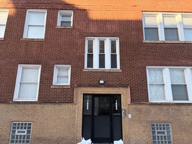 6058 WOLCOTT Avenue, Chicago, IL 60636