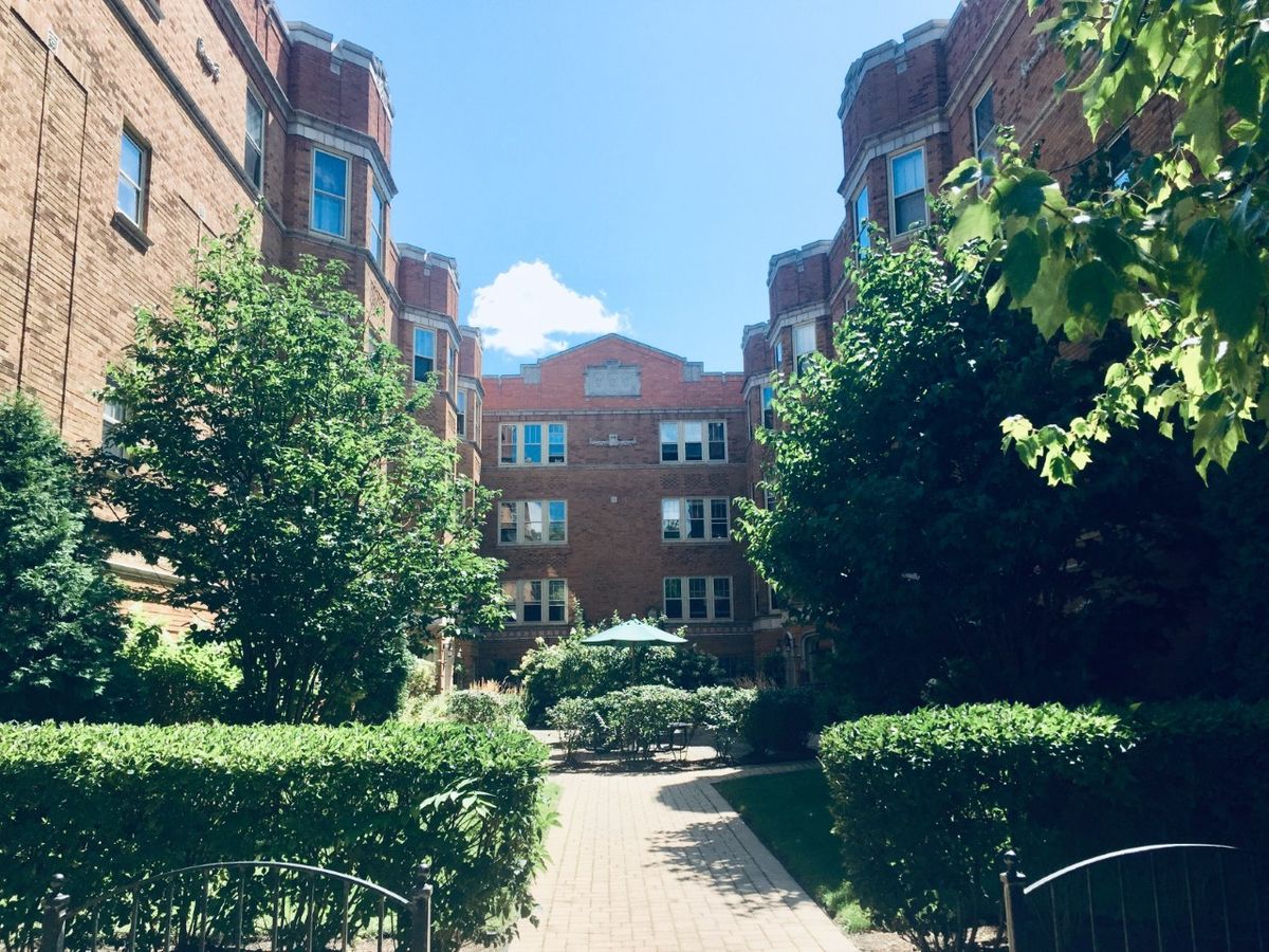 619 Washington Boulevard, Oak Park, IL 60302