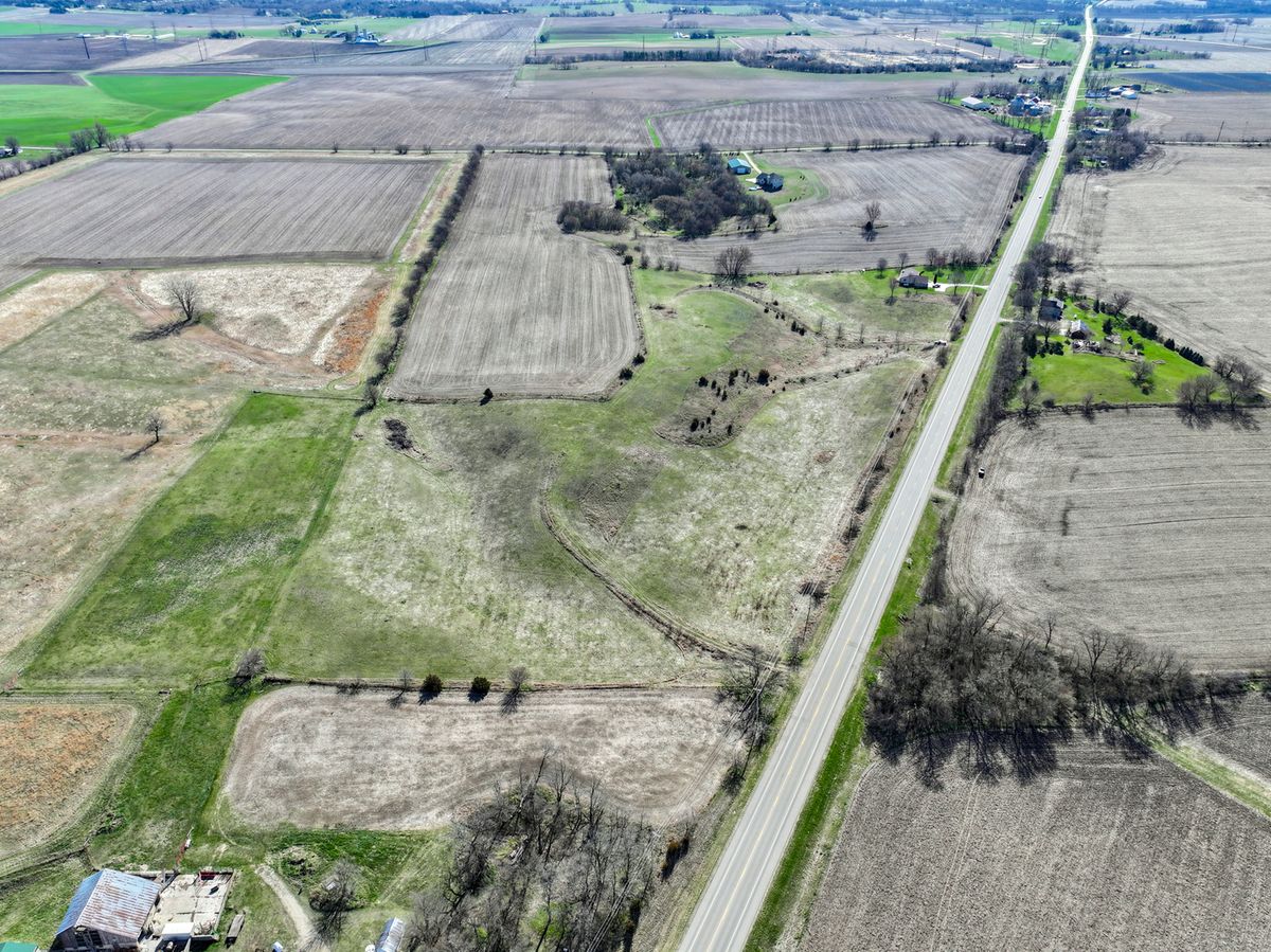 88xx Trask Bridge Road, Winnebago, IL 61088