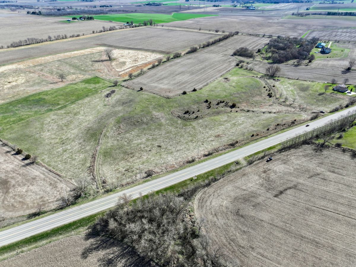 88xx Trask Bridge Road, Winnebago, IL 61088