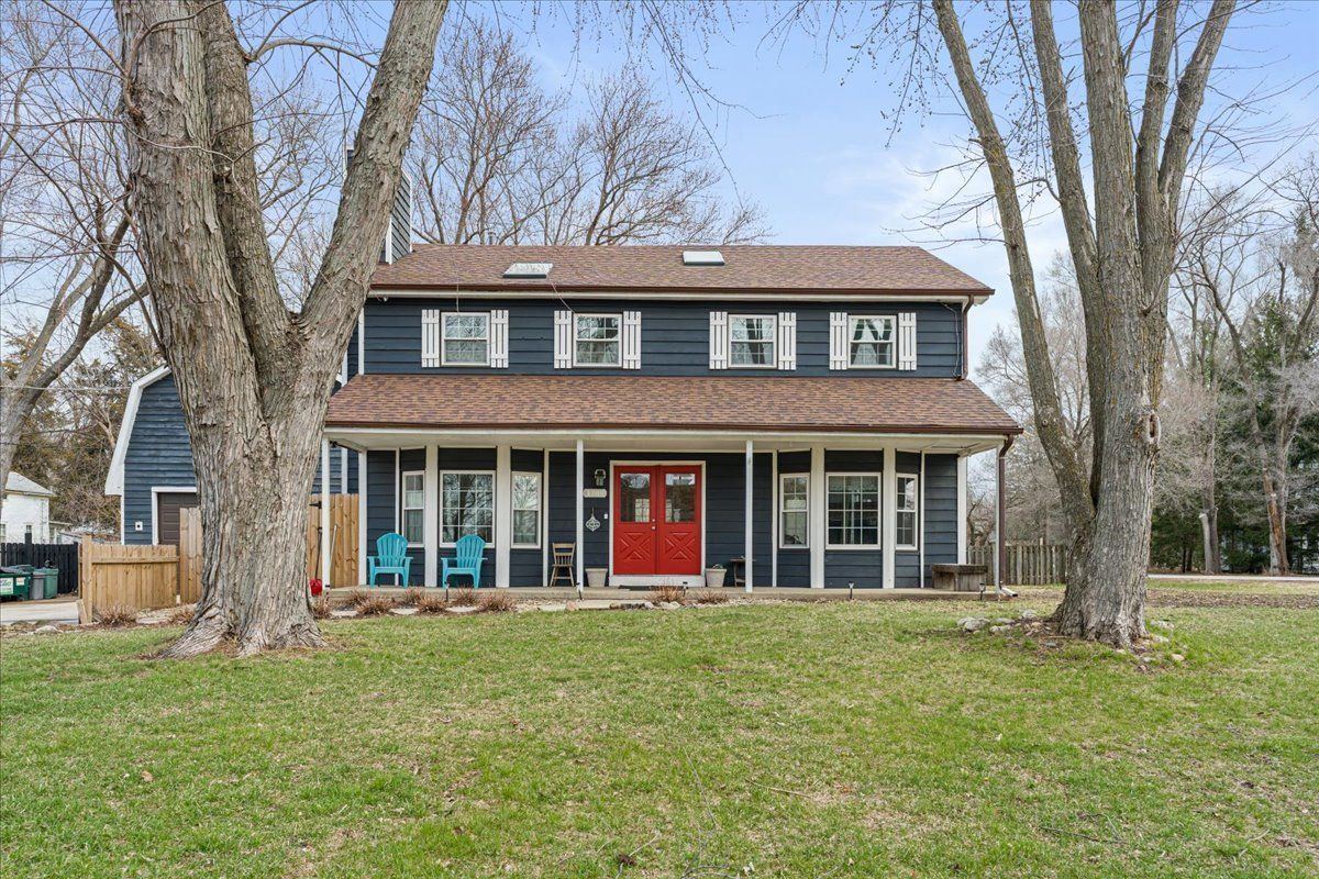 4309 Market Street — Crystal Lake, IL 60012