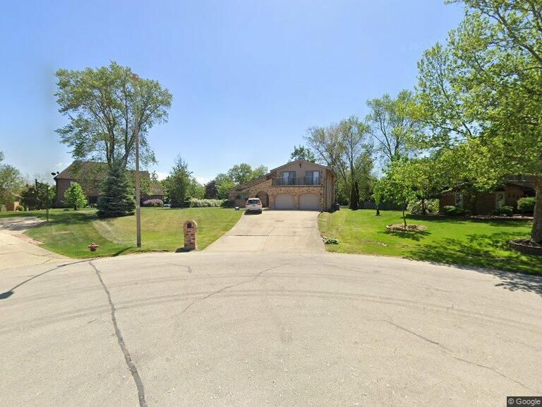 254 Bunting Lane — Bloomingdale, IL 60108