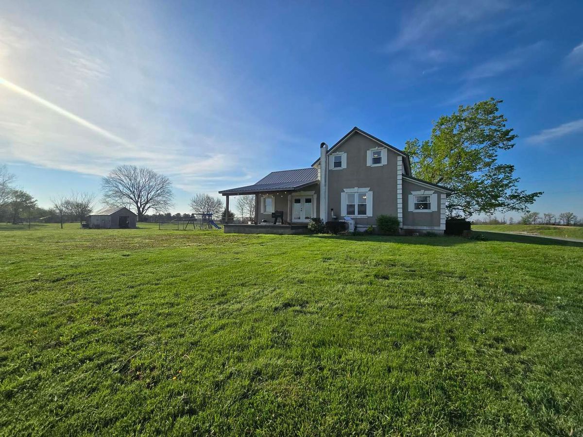 23750 N Il Highway 37 Highway, Dix, IL 62830