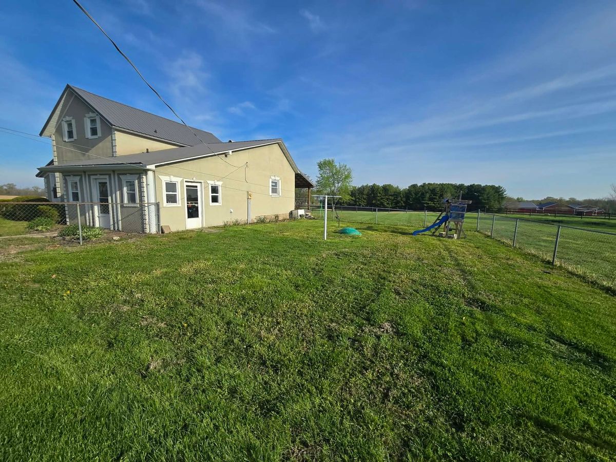 23750 N Il Highway 37 Highway, Dix, IL 62830