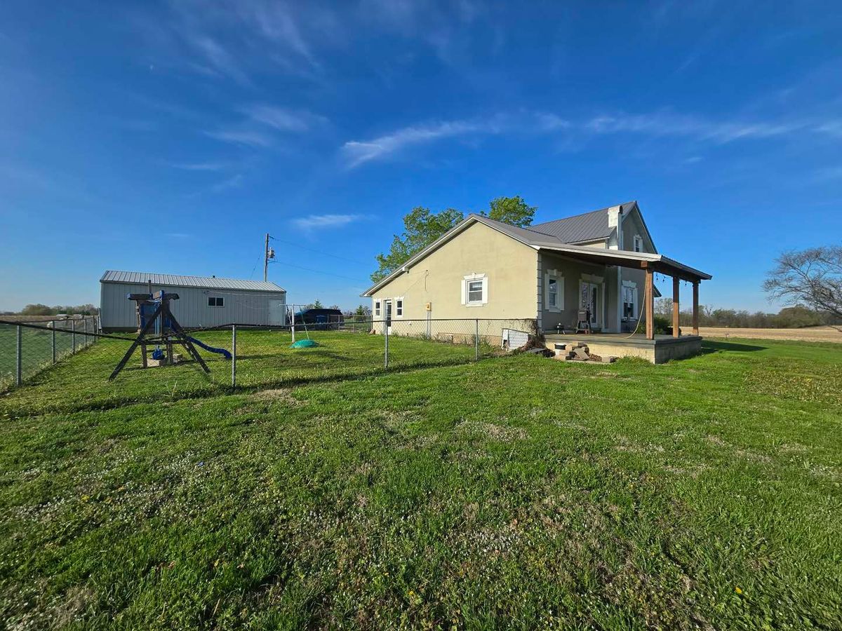 23750 N Il Highway 37 Highway, Dix, IL 62830