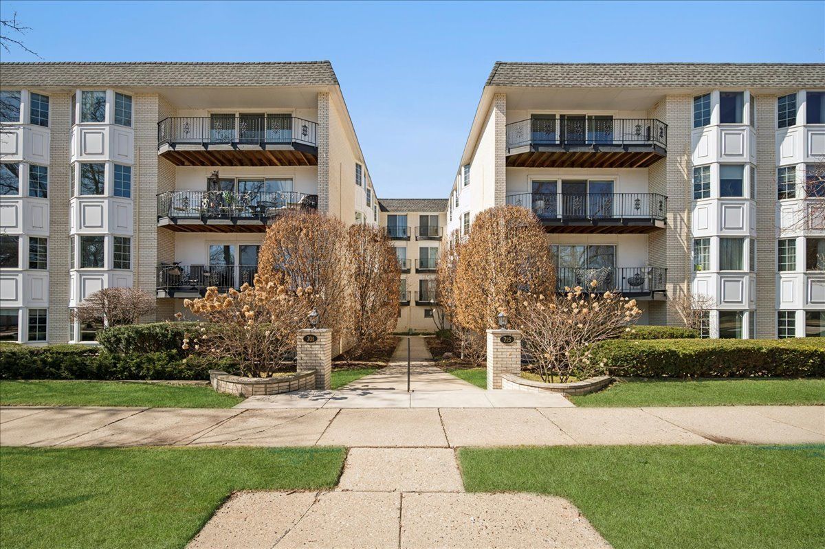 715 Ridge Road #1BN — Wilmette, IL 60091