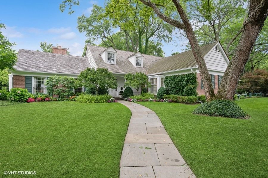 92 Indian Hill Road — Winnetka, IL 60093