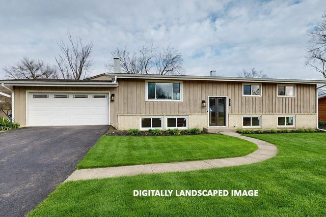 907 W North Avenue — Lake Bluff, IL 60044