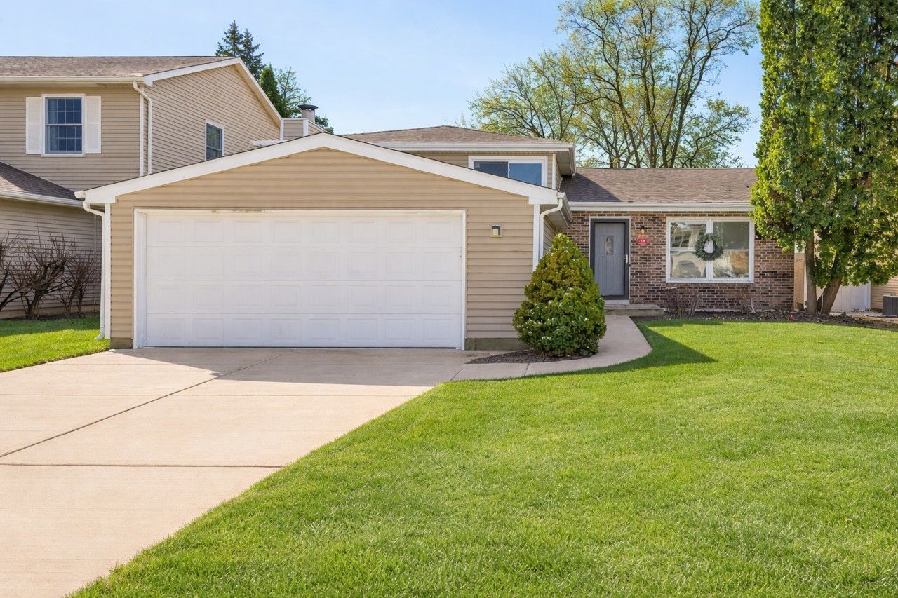 1500 Pershing Avenue — Wheaton, IL 60189