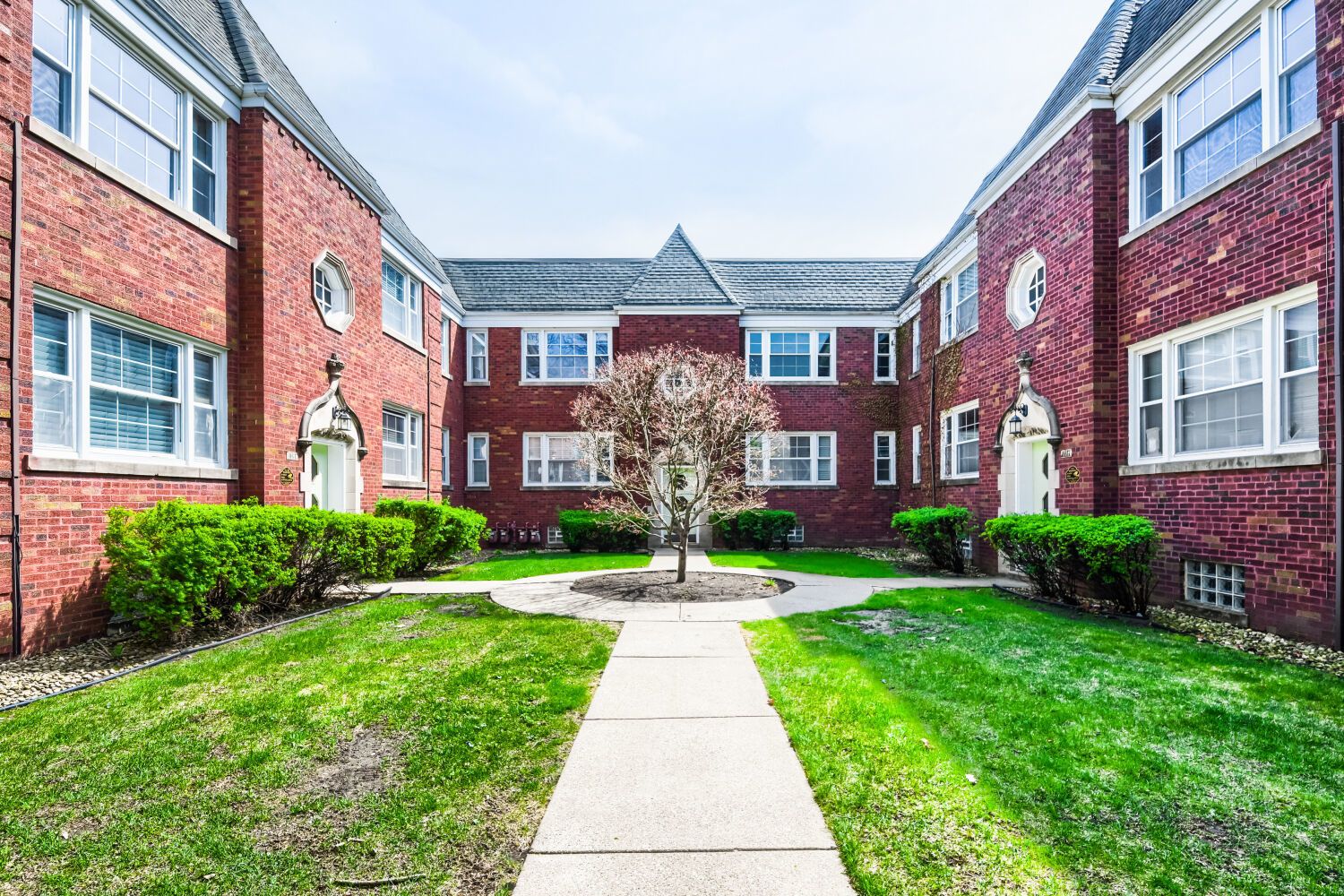 10647 S ARTESIAN Avenue #2W — Chicago, IL 60655