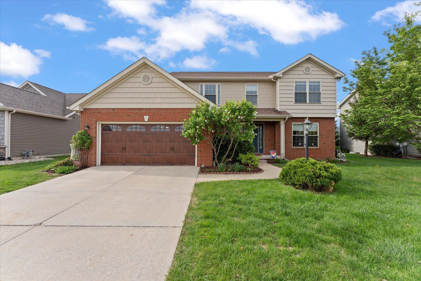 5101 Stonebridge Drive — Champaign, IL 61822