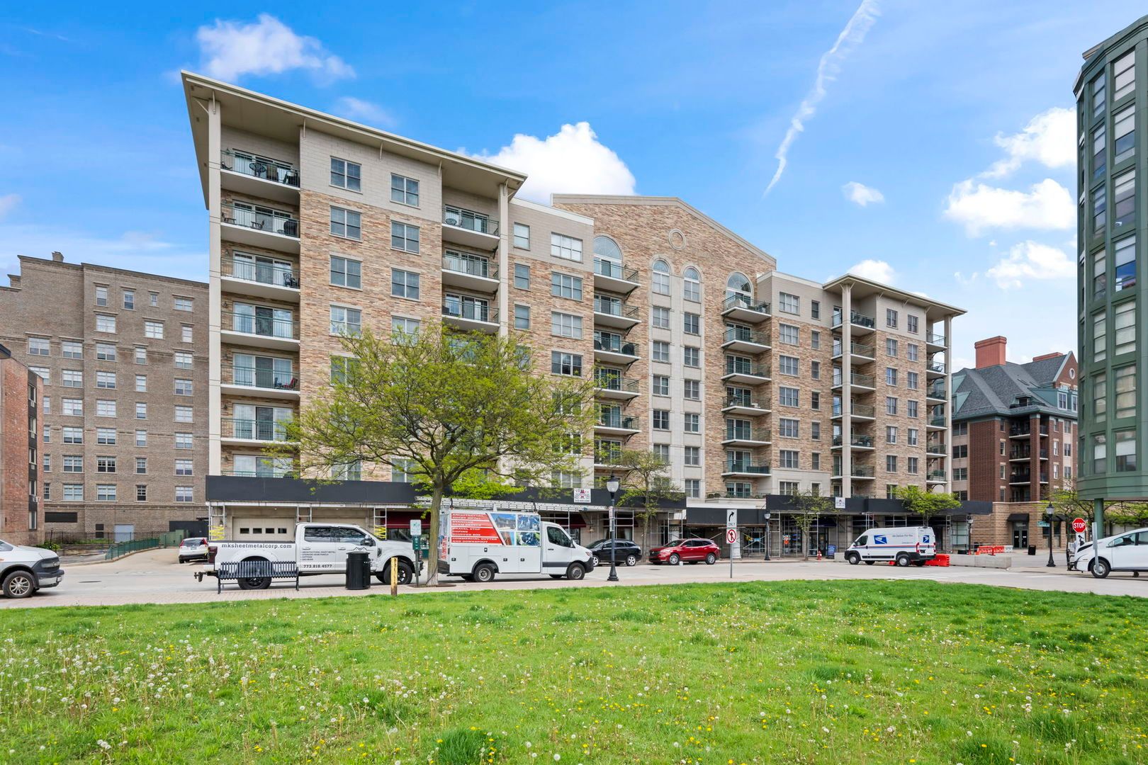 200 W Campbell Street #502 — Arlington Heights, IL 60005