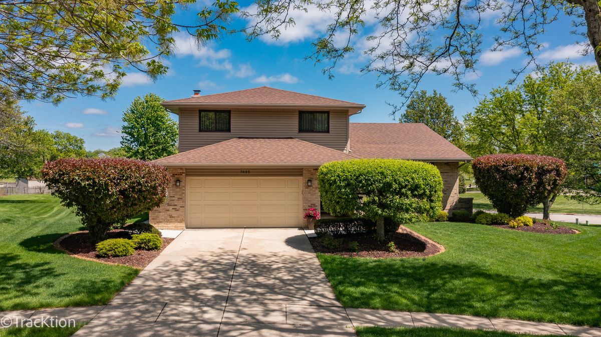 7635 Wilton Court, Darien, IL 60561
