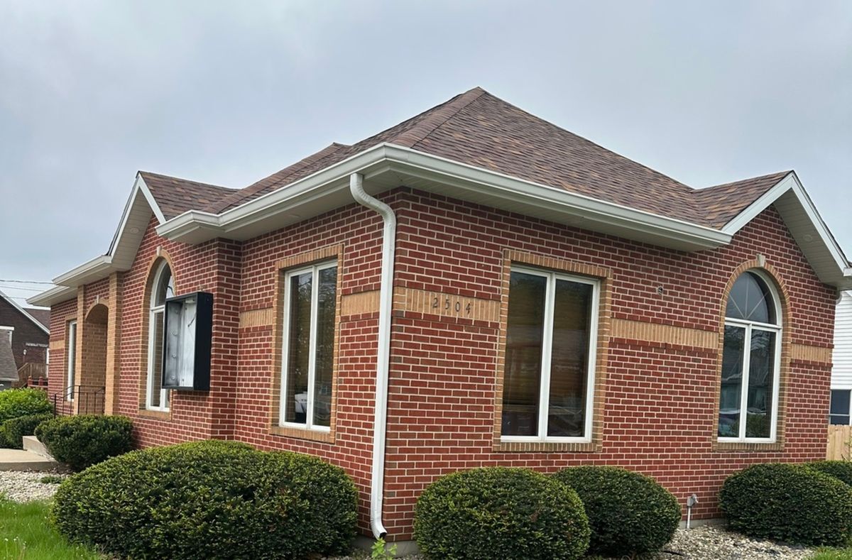 2504 4th Street, Peru, IL 61354