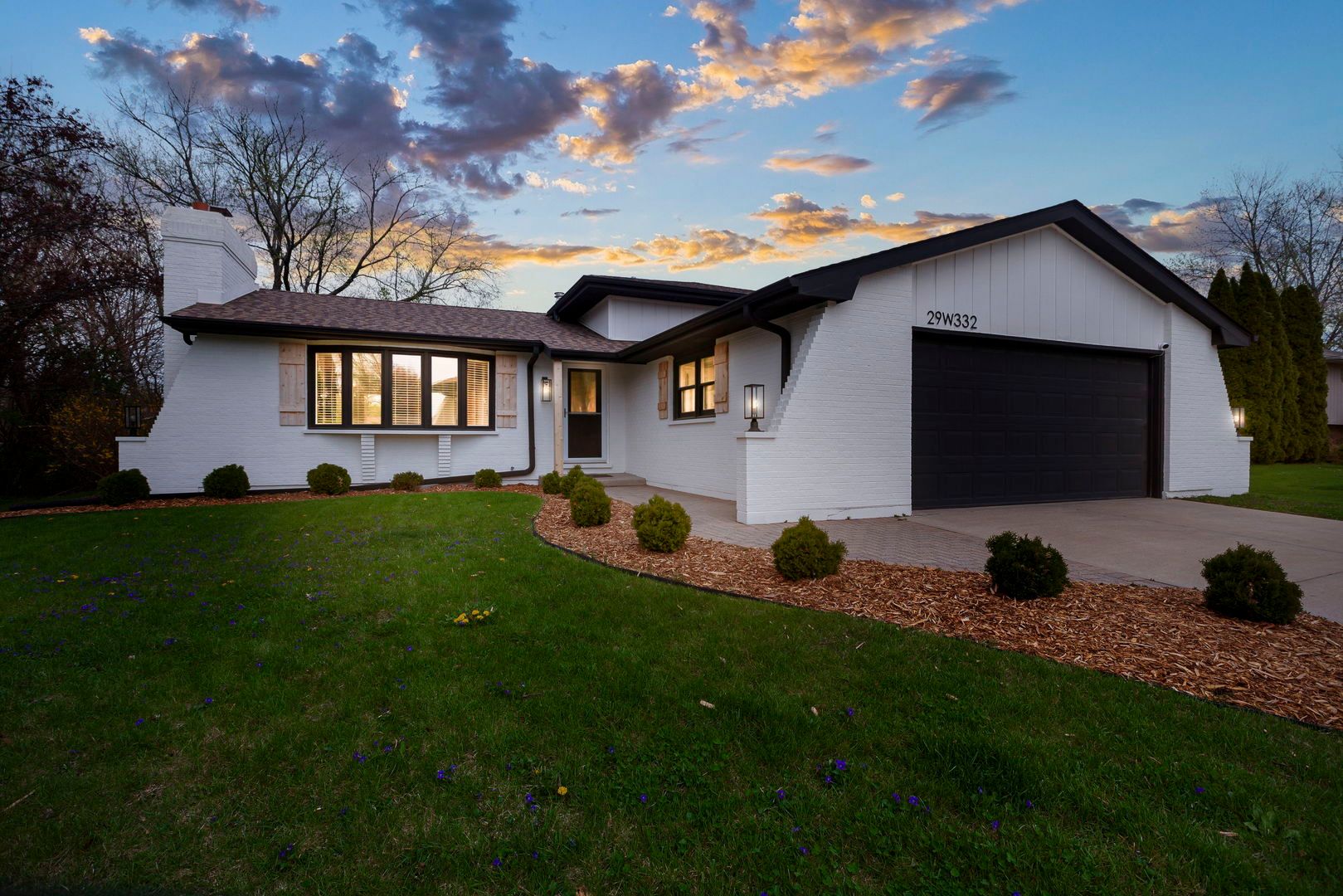 29W332 Mark Drive — Naperville, IL 60564