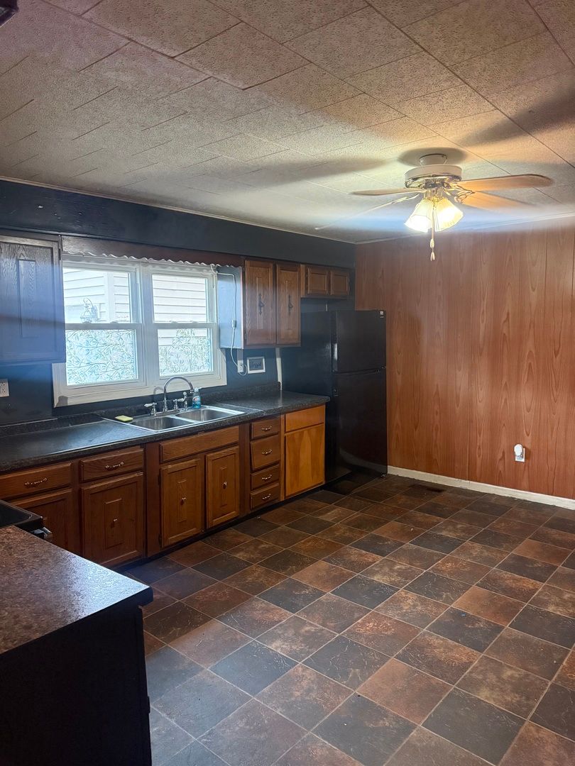 312 E 11th Street, Georgetown, IL 61846