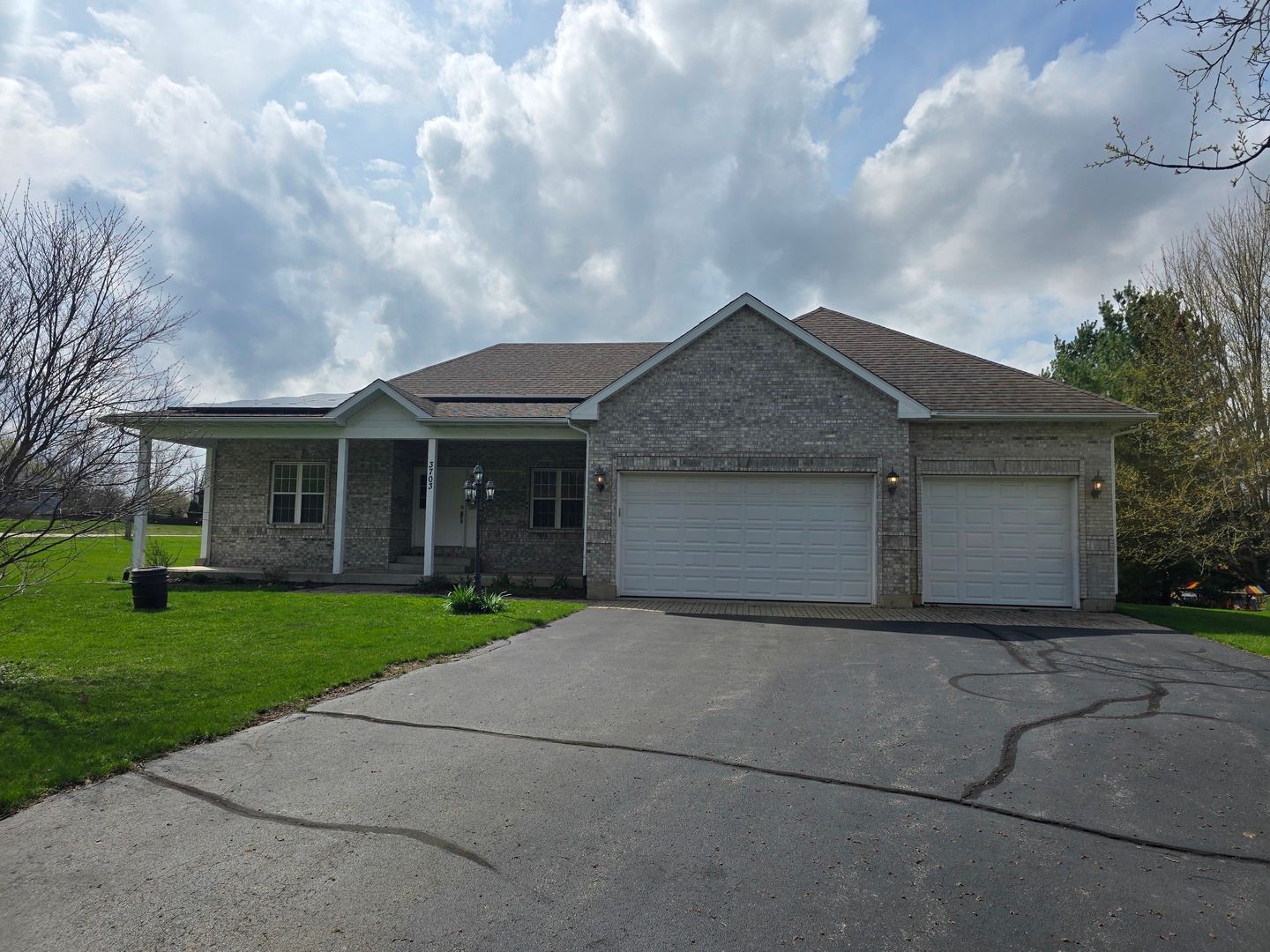 3703 SCHUETTE Drive — Wonder Lake, IL 60097
