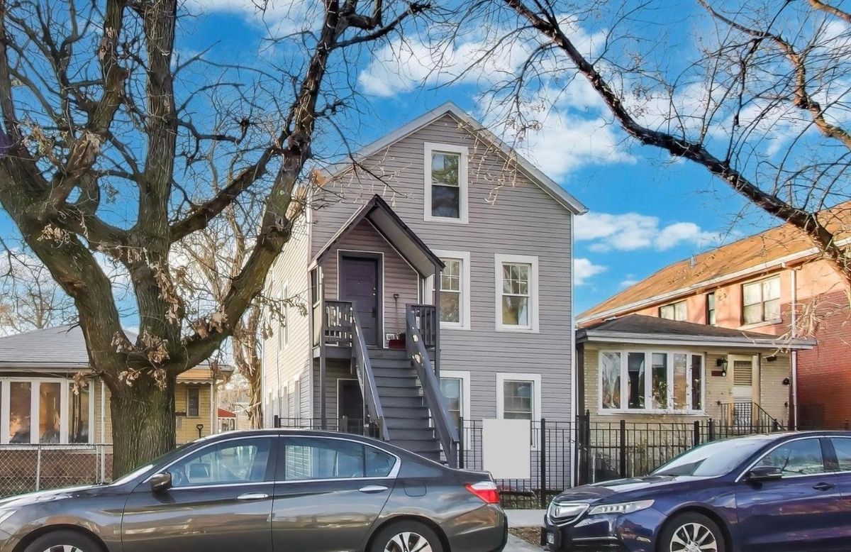 3248 Paulina Street, Chicago, IL 60608