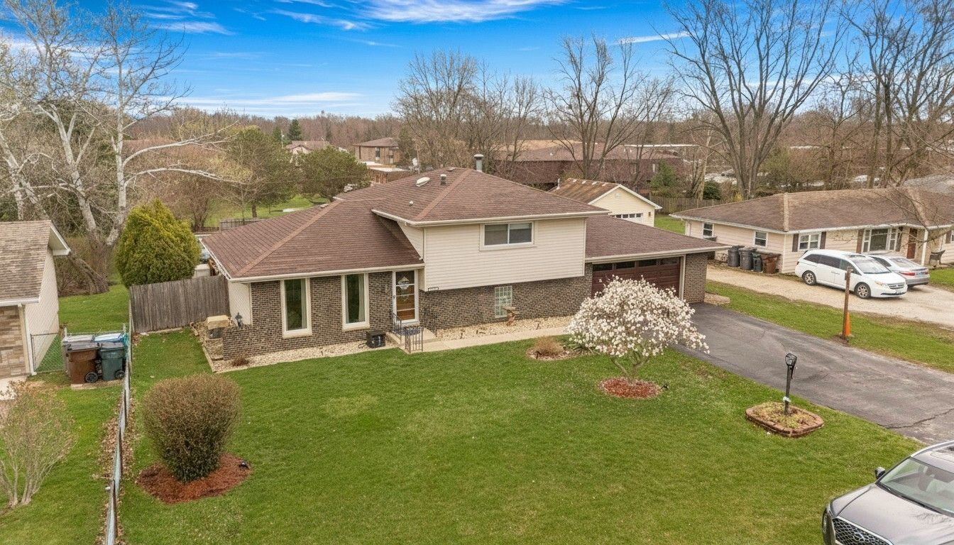 19727 Greenview Avenue — Mokena, IL 60448