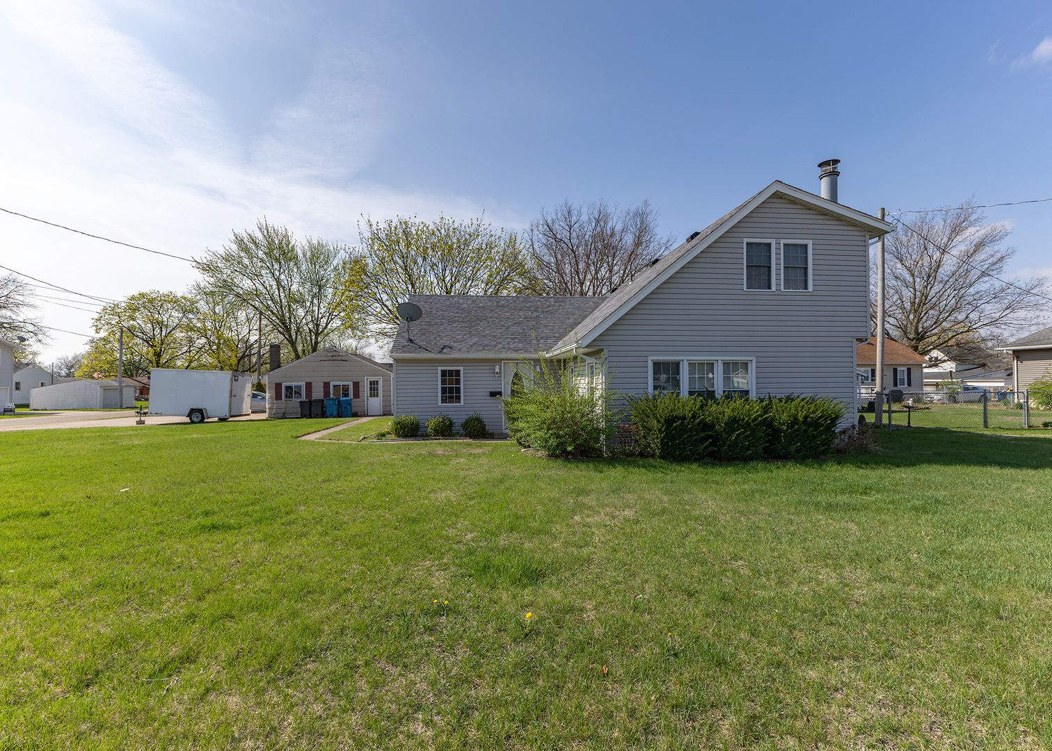 507 11th Place — Camanche, IA 52730