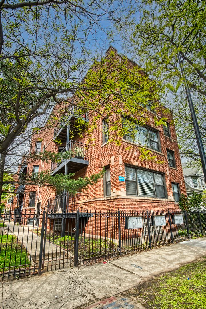 4840 Ashland Avenue, Chicago, IL 60640