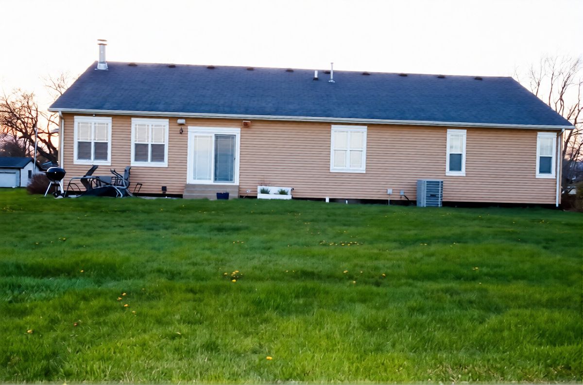 306 S Third Street, Ashkum, IL 60911