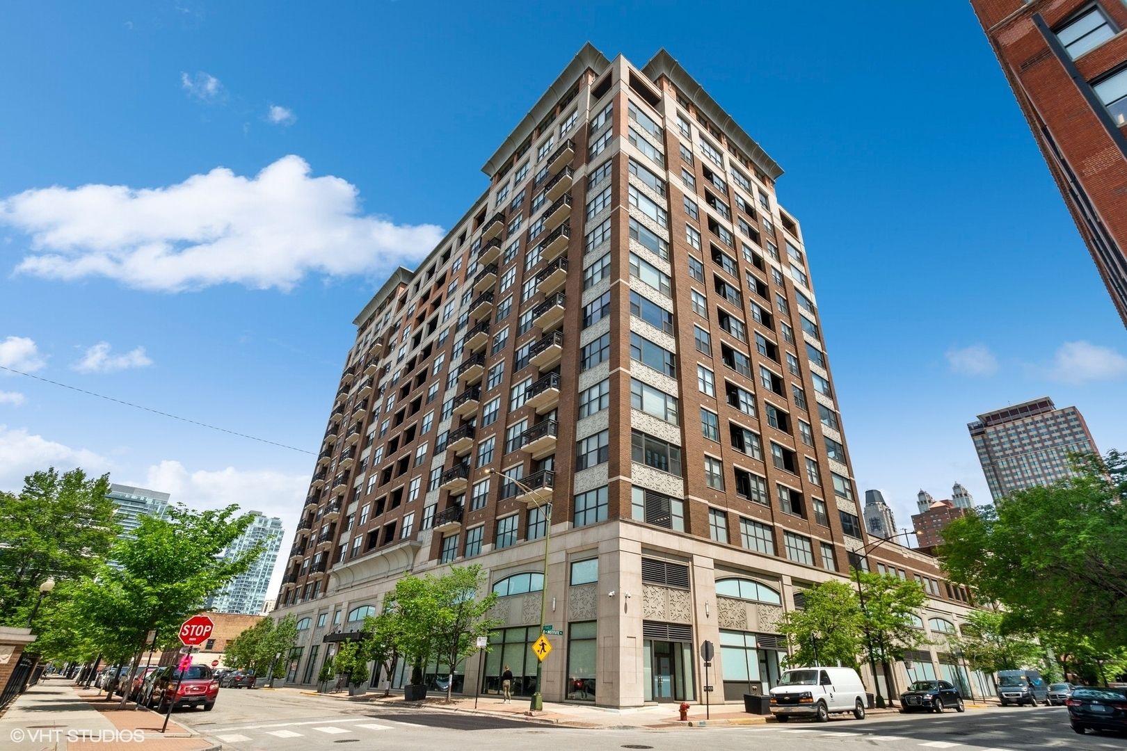 849 N Franklin Street #1406 — Chicago, IL 60610