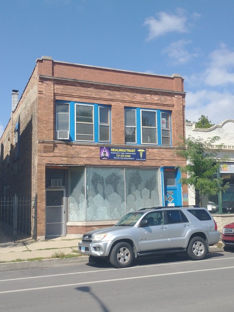 3646 Wrightwood Avenue, Chicago, IL 60647