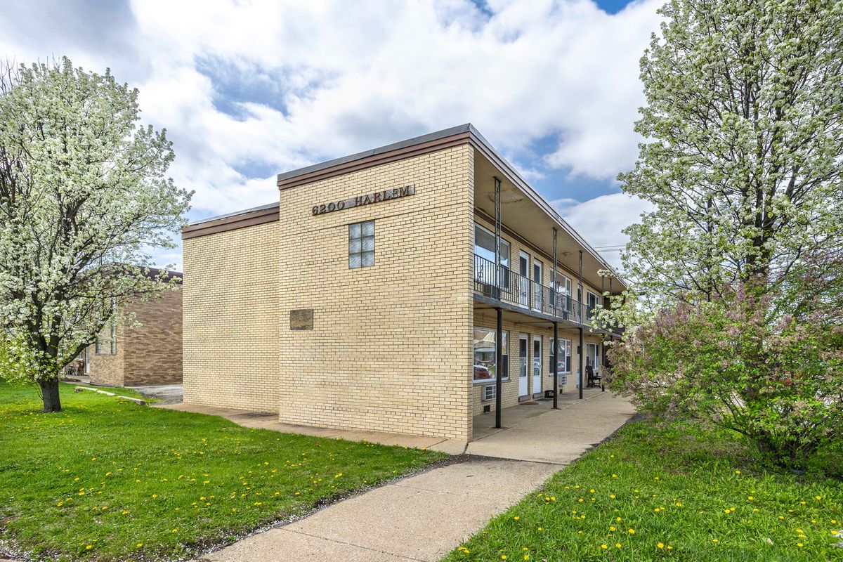 6200 S Harlem Ave, Summit, IL 60501 — photo 3