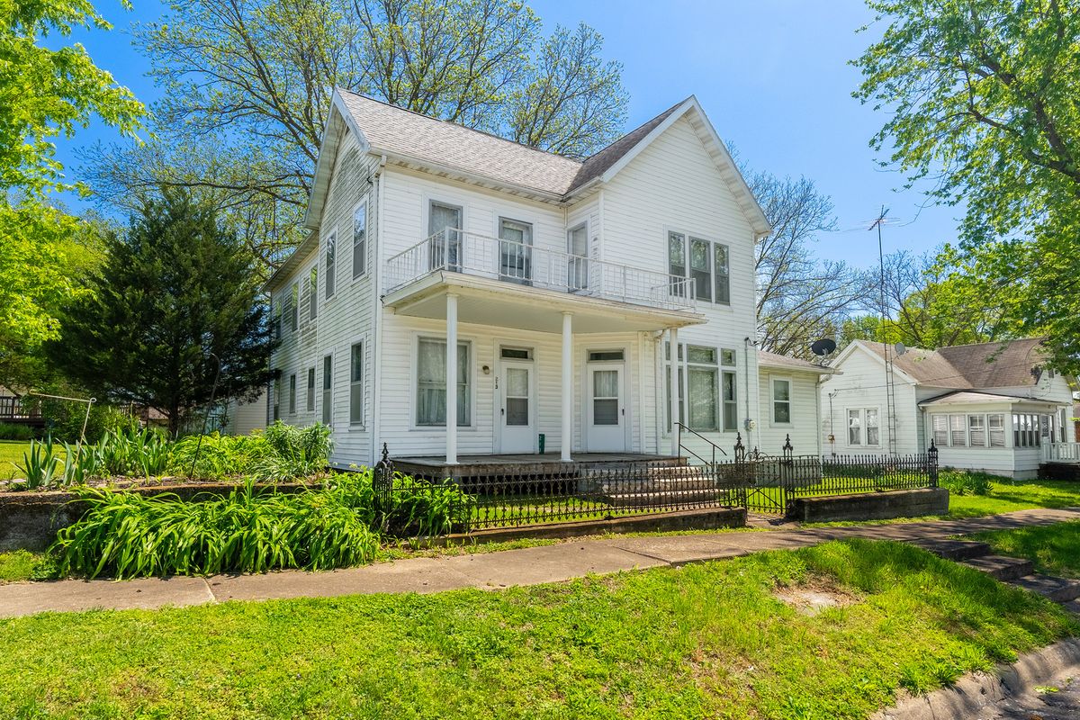 213 S Main Street, Campbell Hill, IL 62916