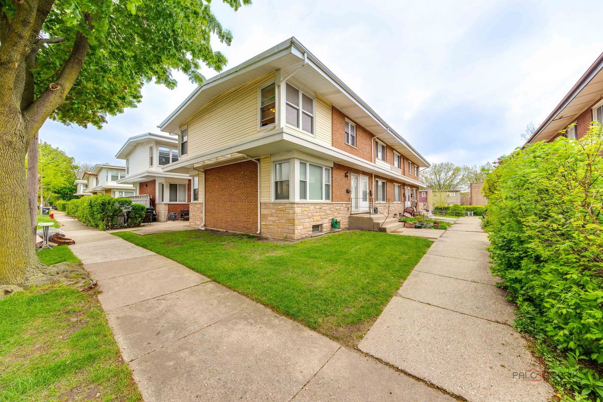9038 Niles Center Road, Skokie, IL 60076