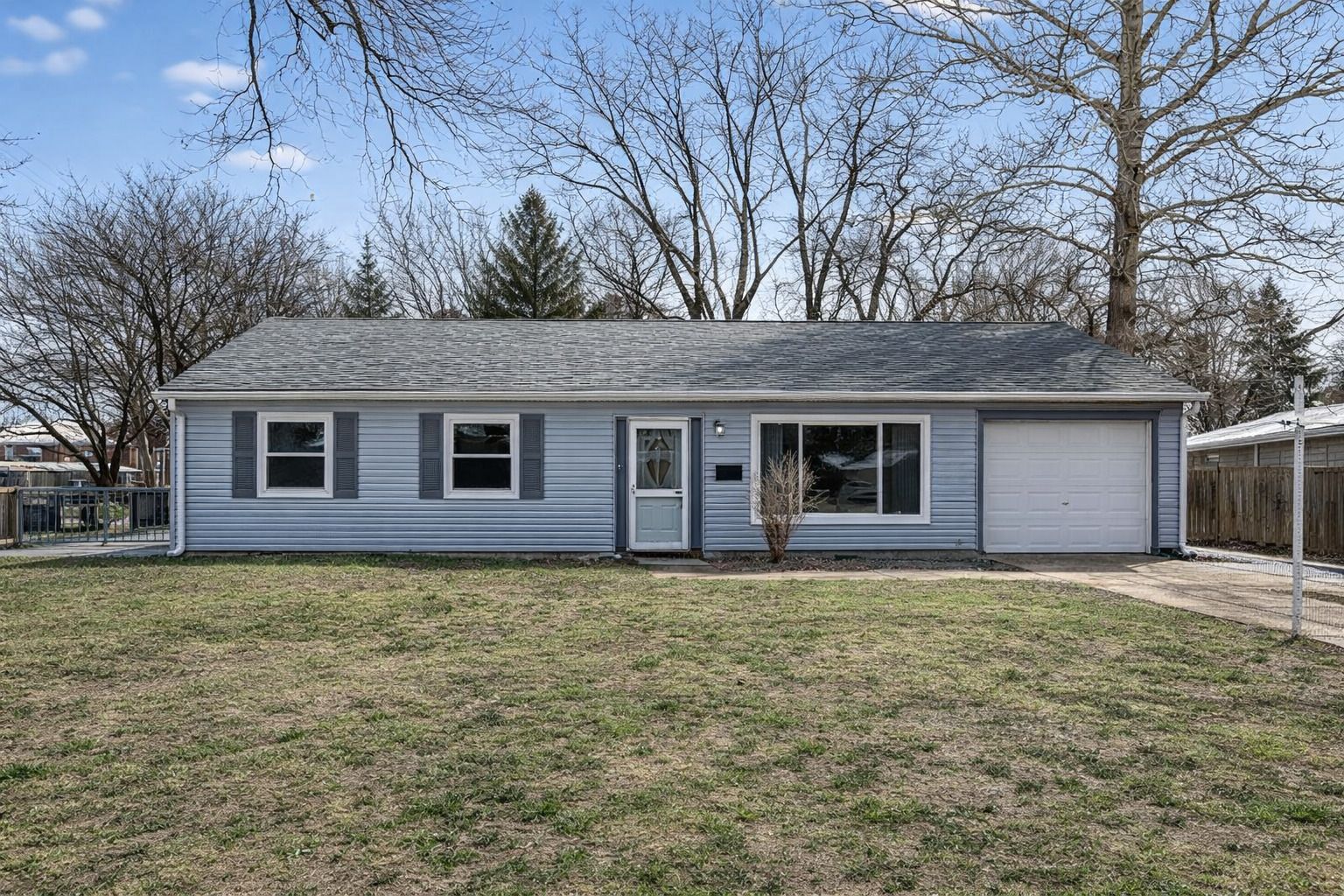 86 Circle Drive E — Montgomery, IL 60538