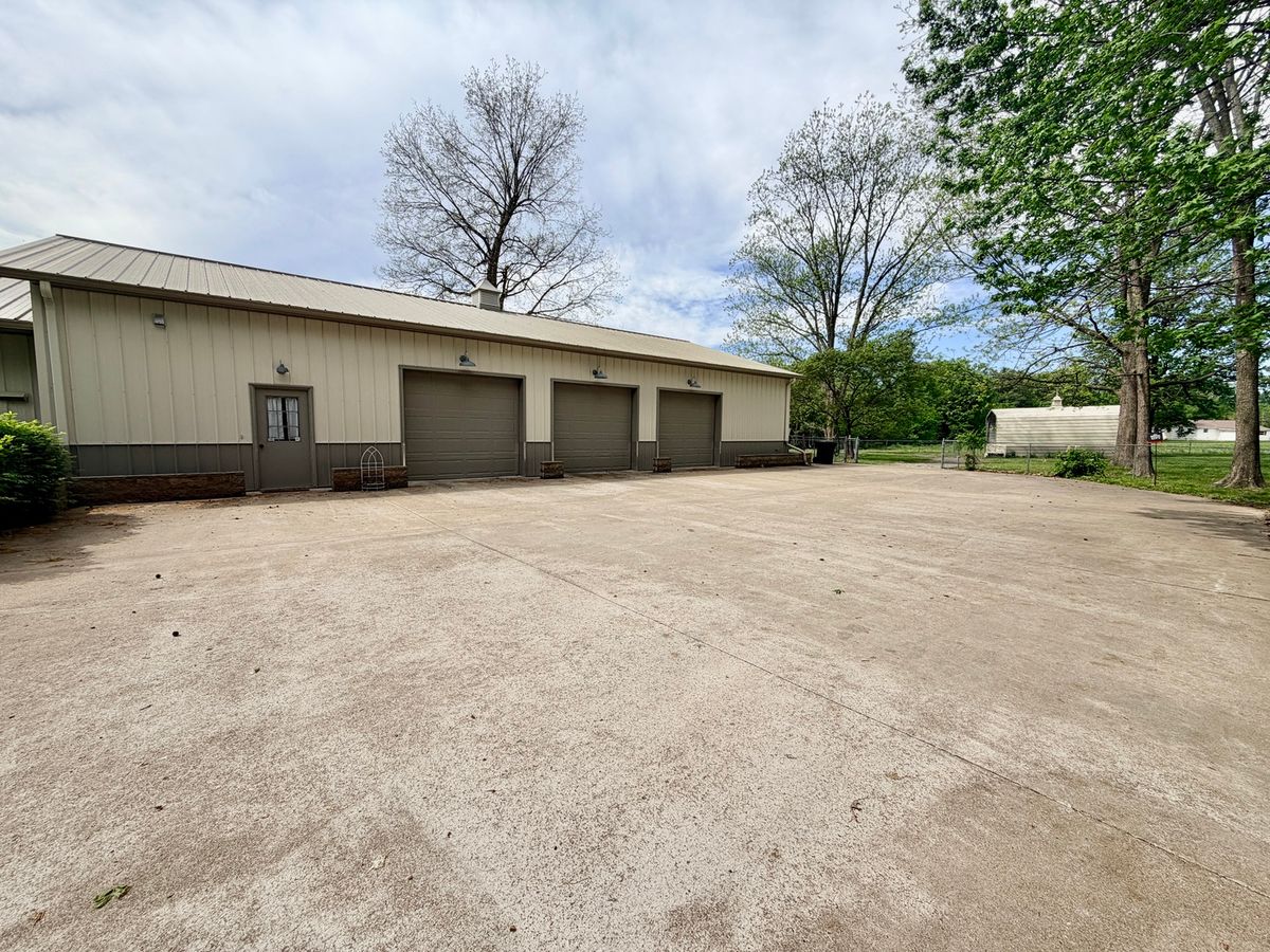 2123 North Avenue, Metropolis, IL 62960