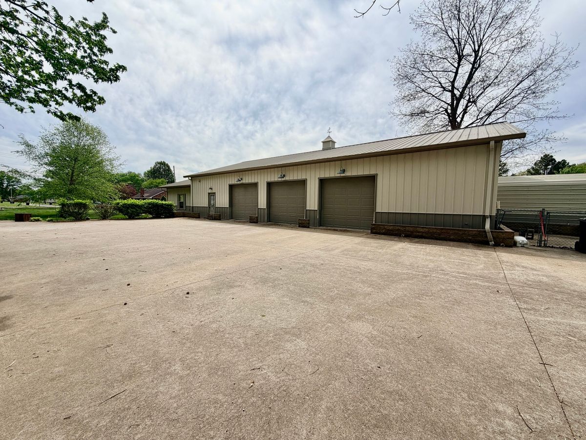 2123 North Avenue, Metropolis, IL 62960
