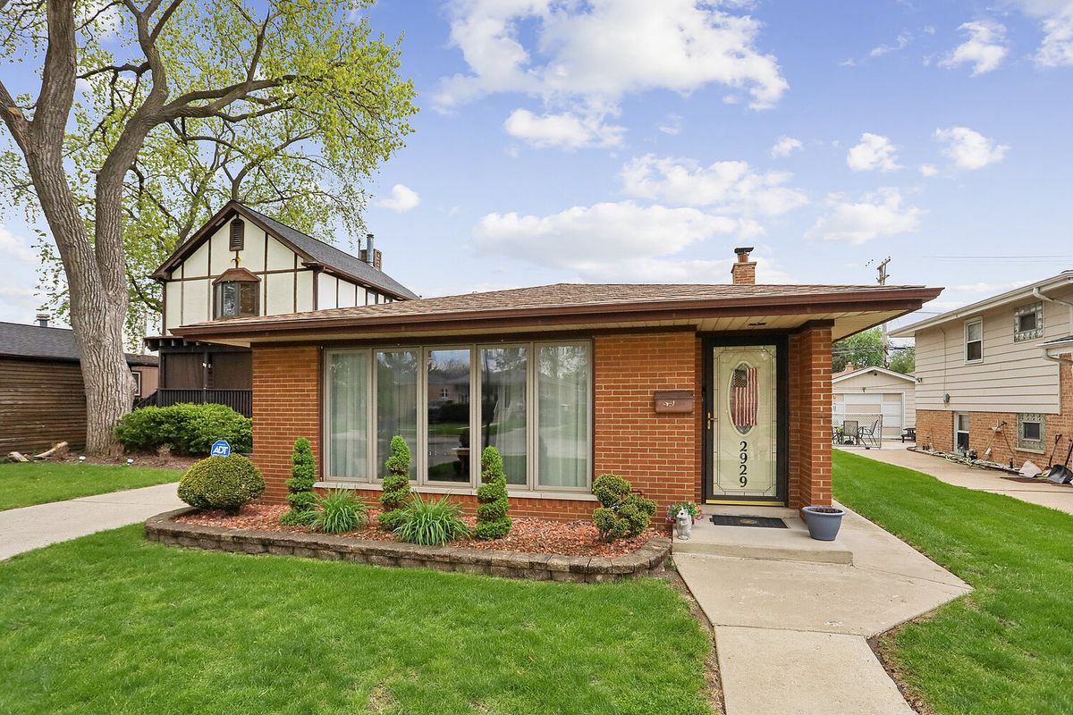 2929 102nd Place, Chicago, IL 60655