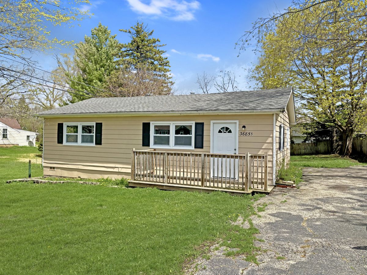 36855 Elizabeth Drive, Lake Villa, IL 60046