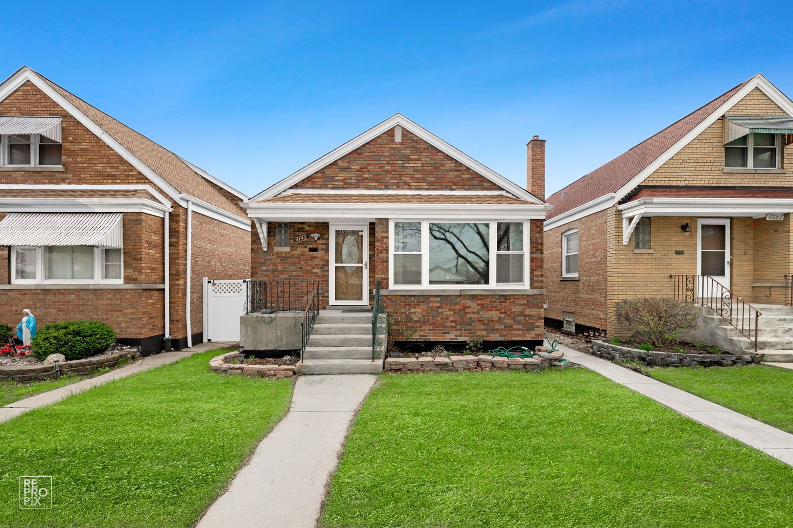 4143 W Marquette Road — Chicago, IL 60629