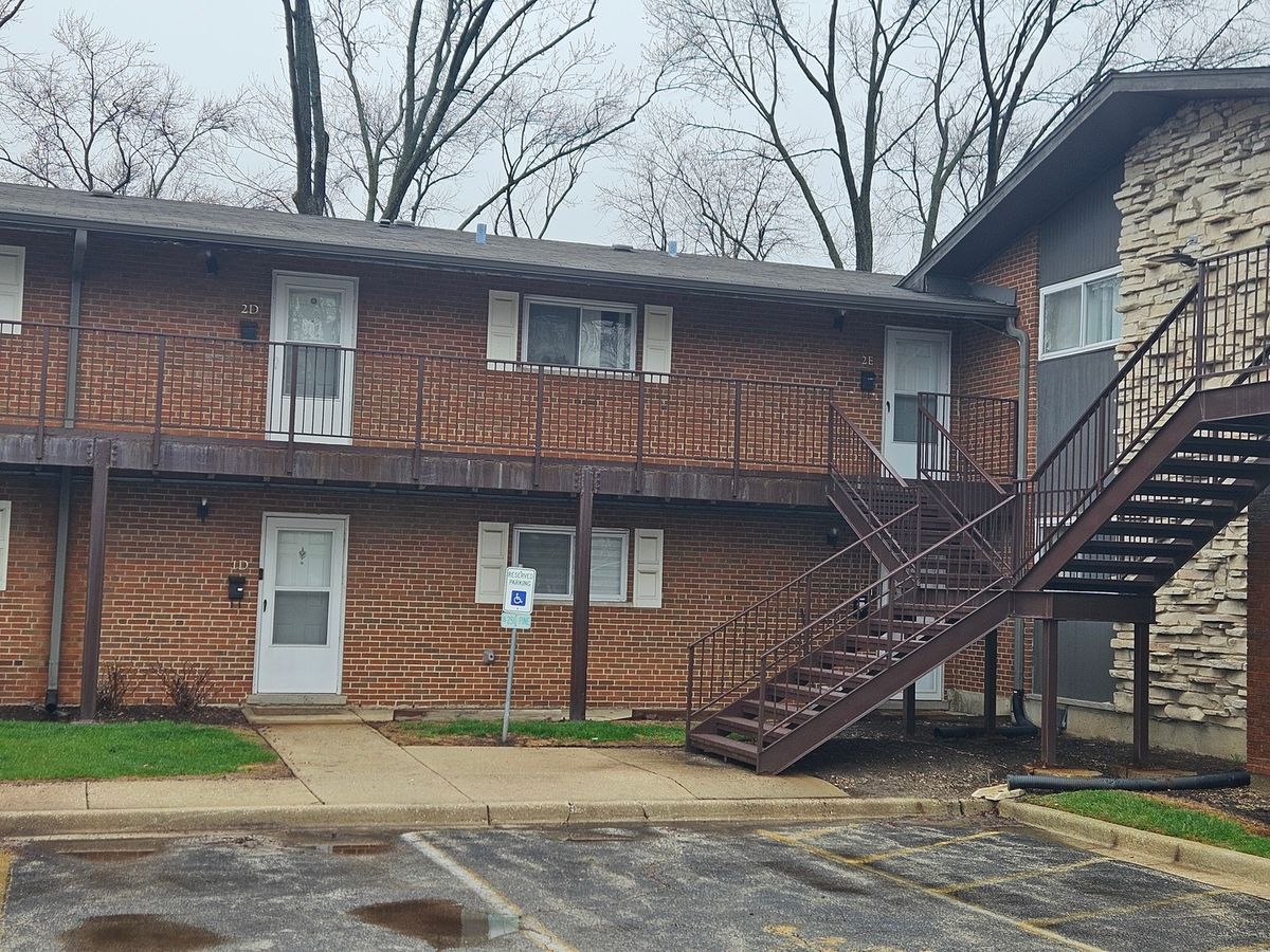 1910 Hatherleigh Court, Mount Prospect, IL 60056