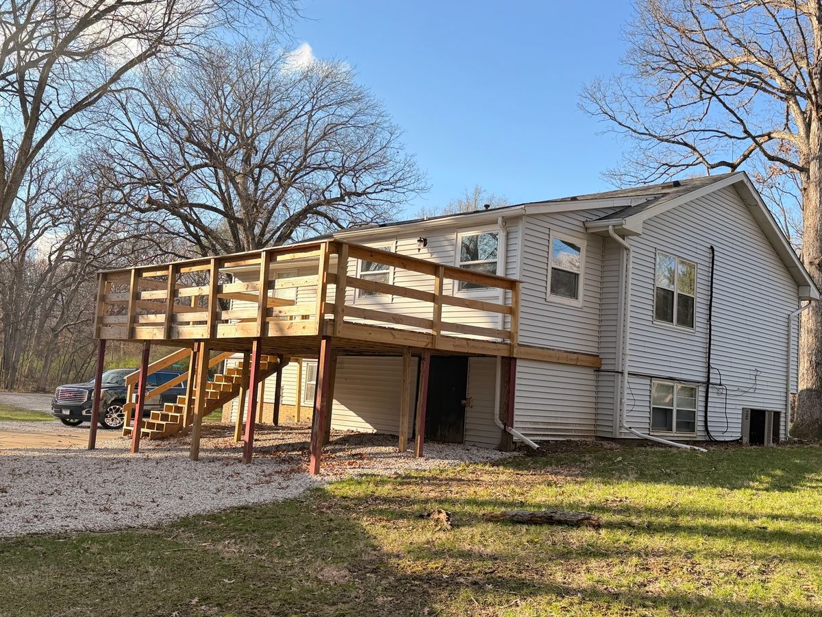 2 Acapulco Drive, Putnam, IL 61560