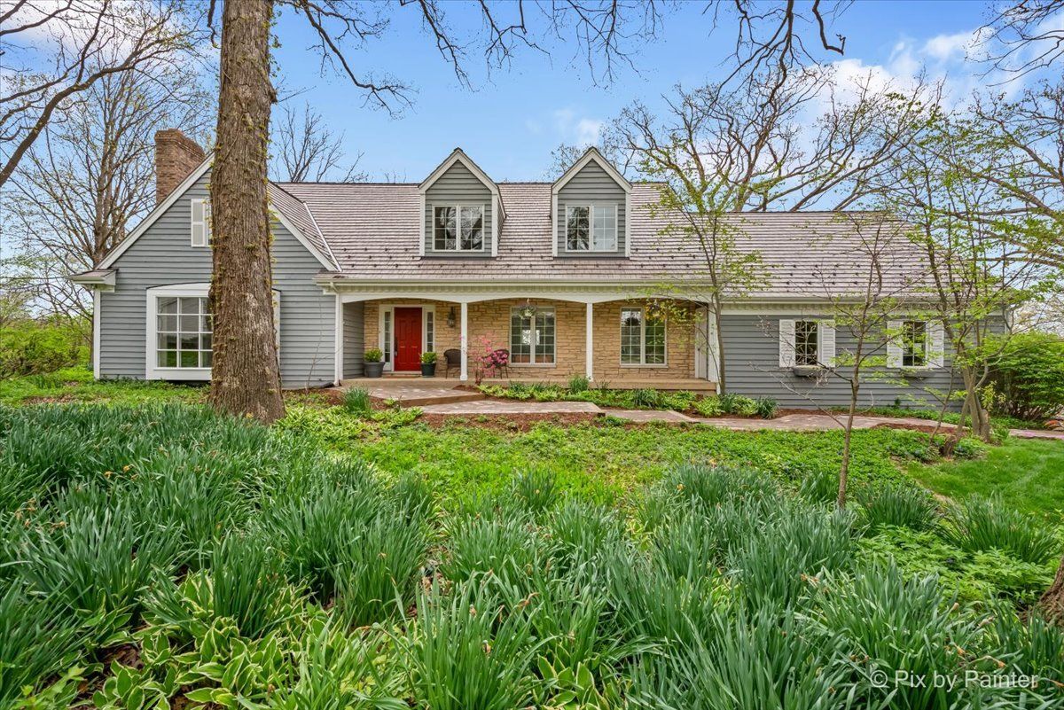 5N617 Forest Glen Lane, St. Charles, IL 60175