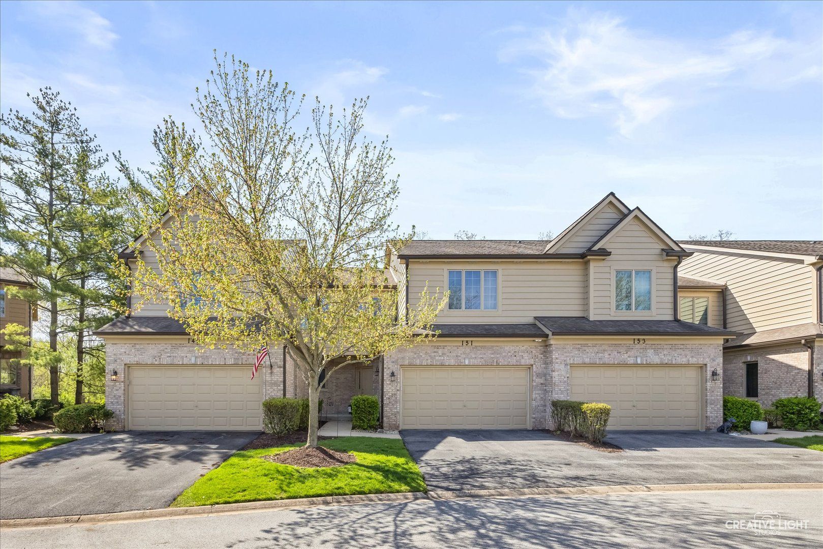 151 Santa Fe Lane — Willow Springs, IL 60480