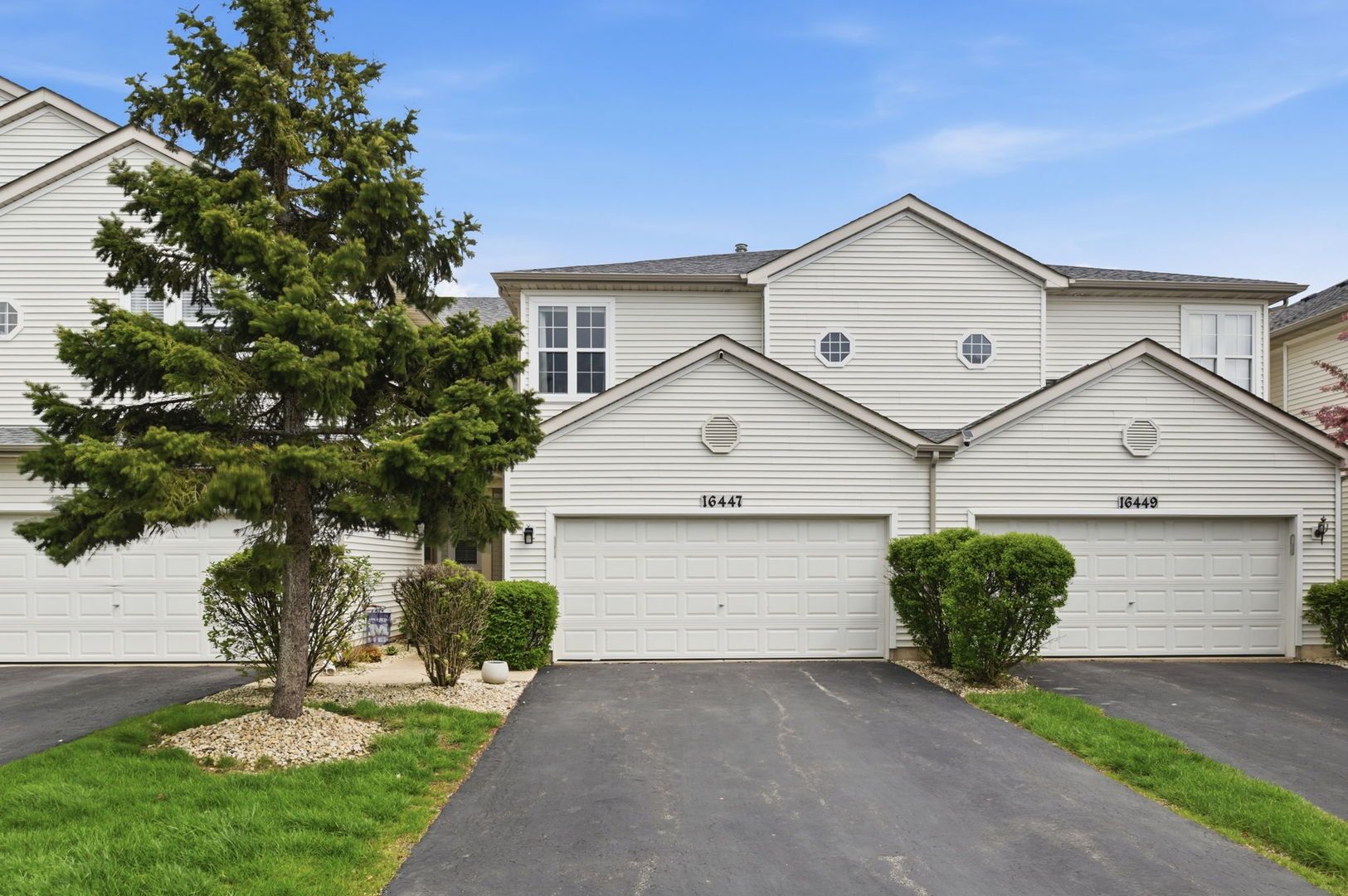 16447 Newcastle Way — Lockport, IL 60441