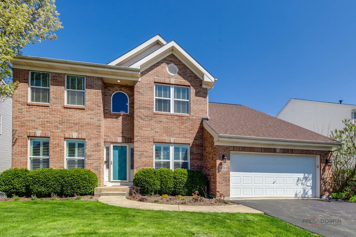 31711 Jennifer Lane, Lakemoor, IL 60051