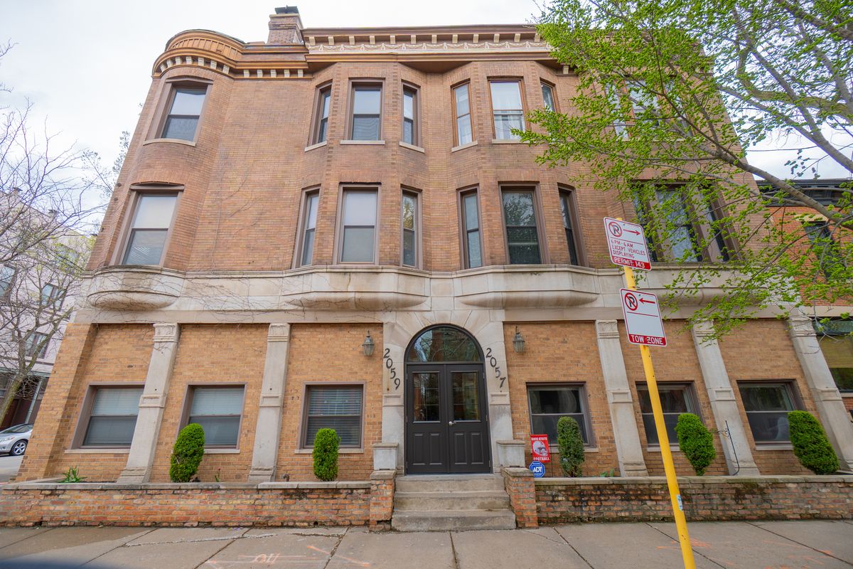 2057 Seminary Avenue, Chicago, IL 60614
